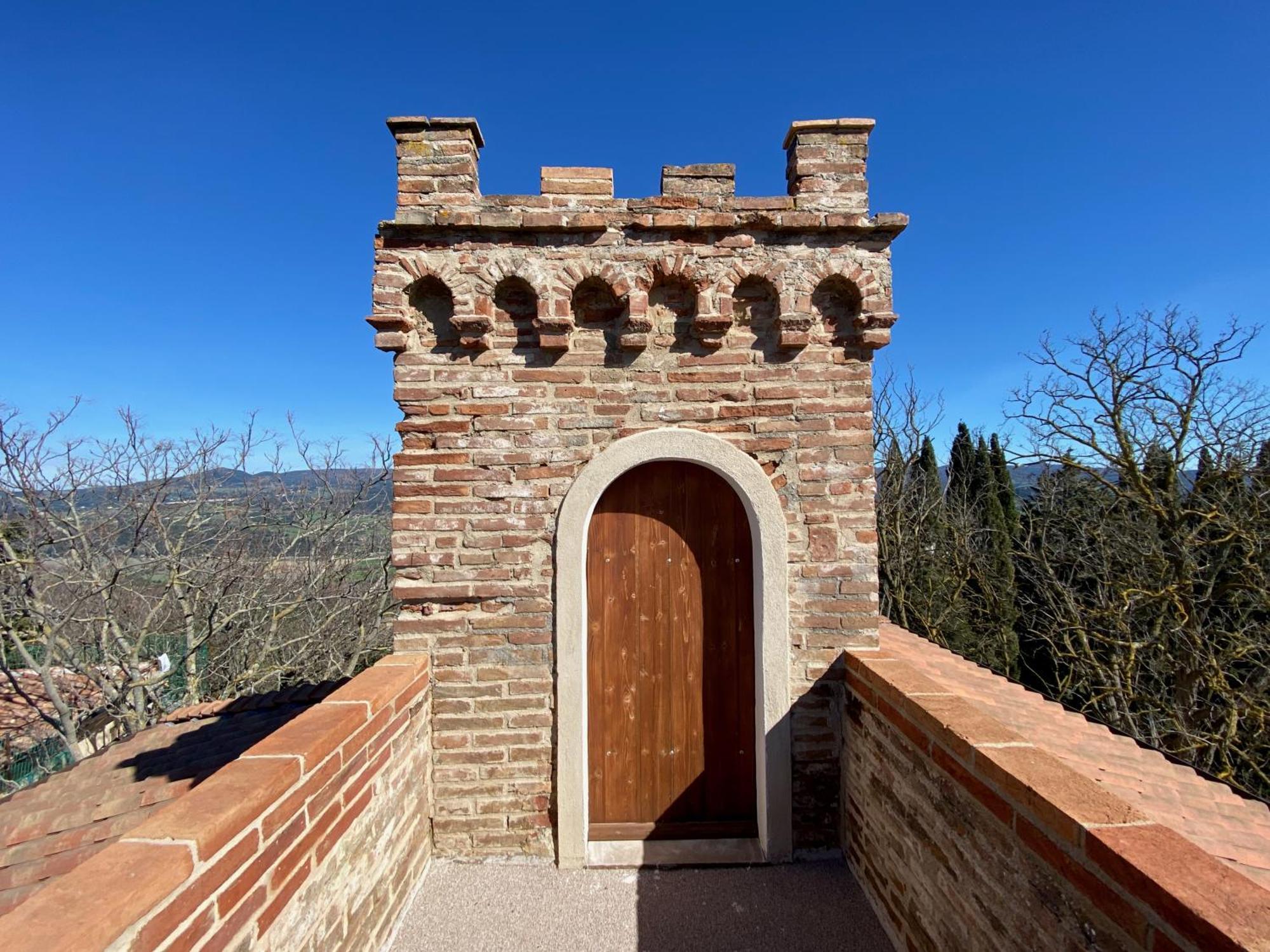 B&B Lo Scudaio Palazzo Marchionneschi モンテスクダイオ エクステリア 写真